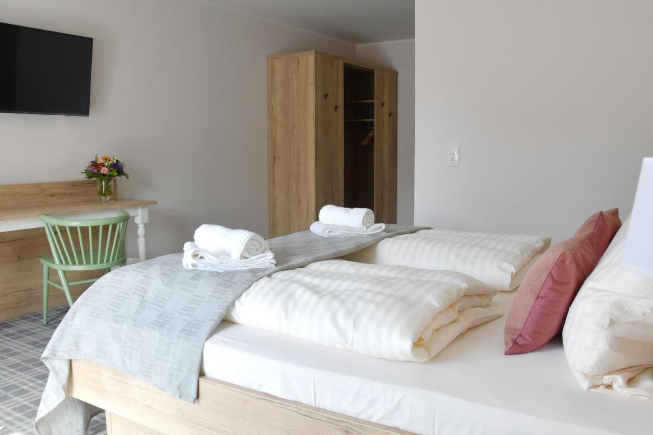 Landhaus Hamester - Hotel & Restaurant Basthorst  Εξωτερικό φωτογραφία