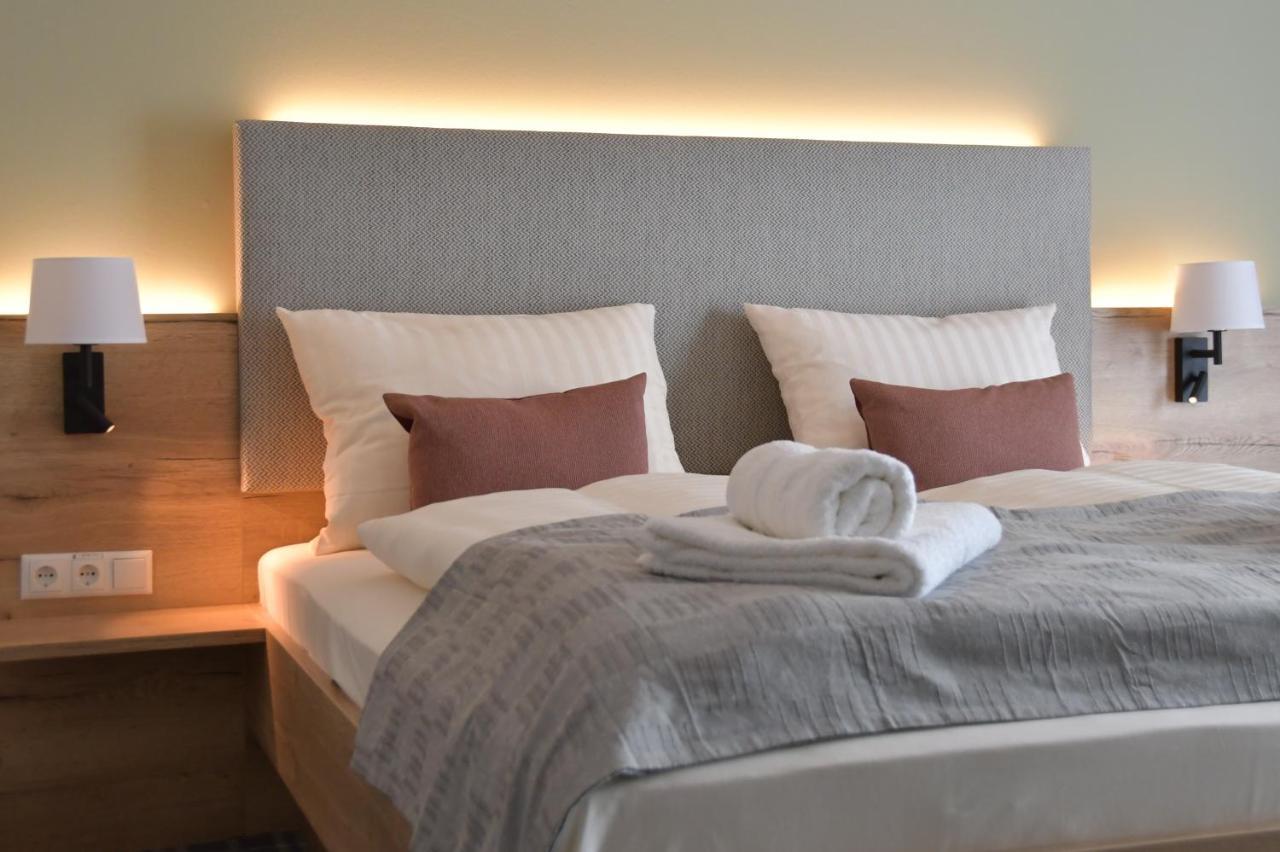 Landhaus Hamester - Hotel & Restaurant Basthorst  Εξωτερικό φωτογραφία