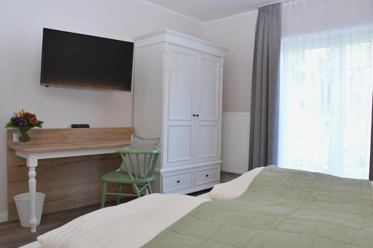 Landhaus Hamester - Hotel & Restaurant Basthorst  Εξωτερικό φωτογραφία