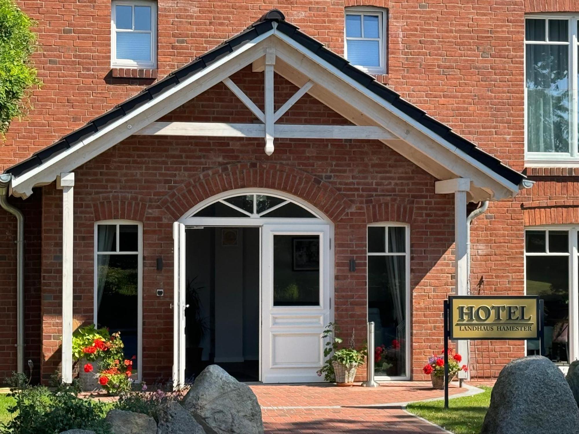 Landhaus Hamester - Hotel & Restaurant Basthorst  Εξωτερικό φωτογραφία